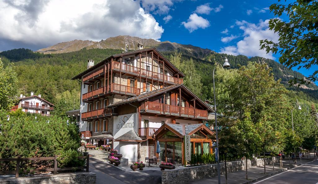 Hotel Lo Scoiattolo Курмайор Екстер'єр фото