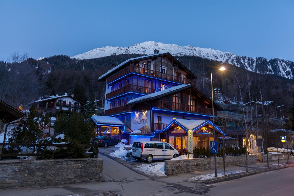 Hotel Lo Scoiattolo Курмайор Екстер'єр фото